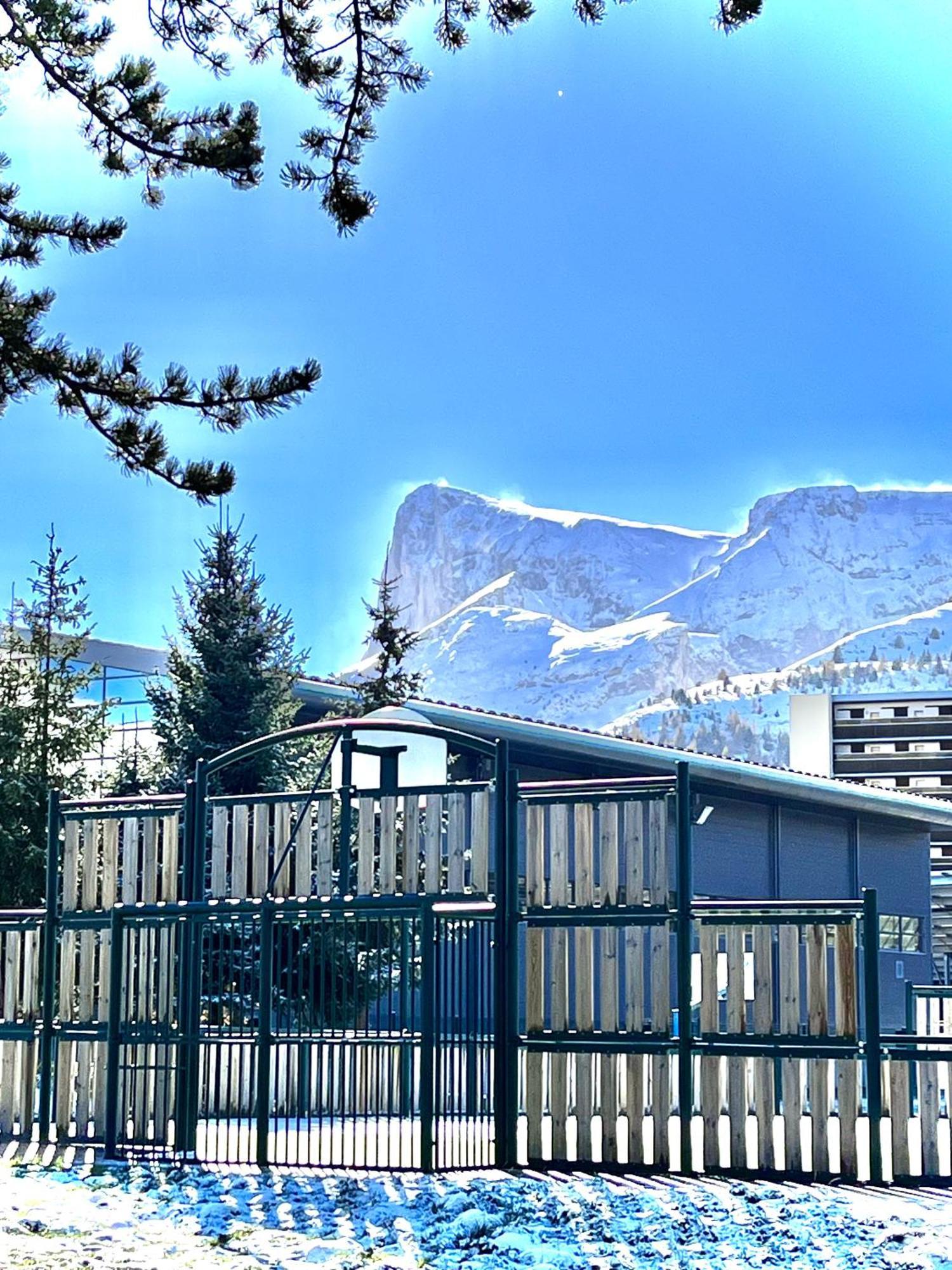Appartement Chalets Du Super D Saint-Étienne-en-Dévoluy Dış mekan fotoğraf
