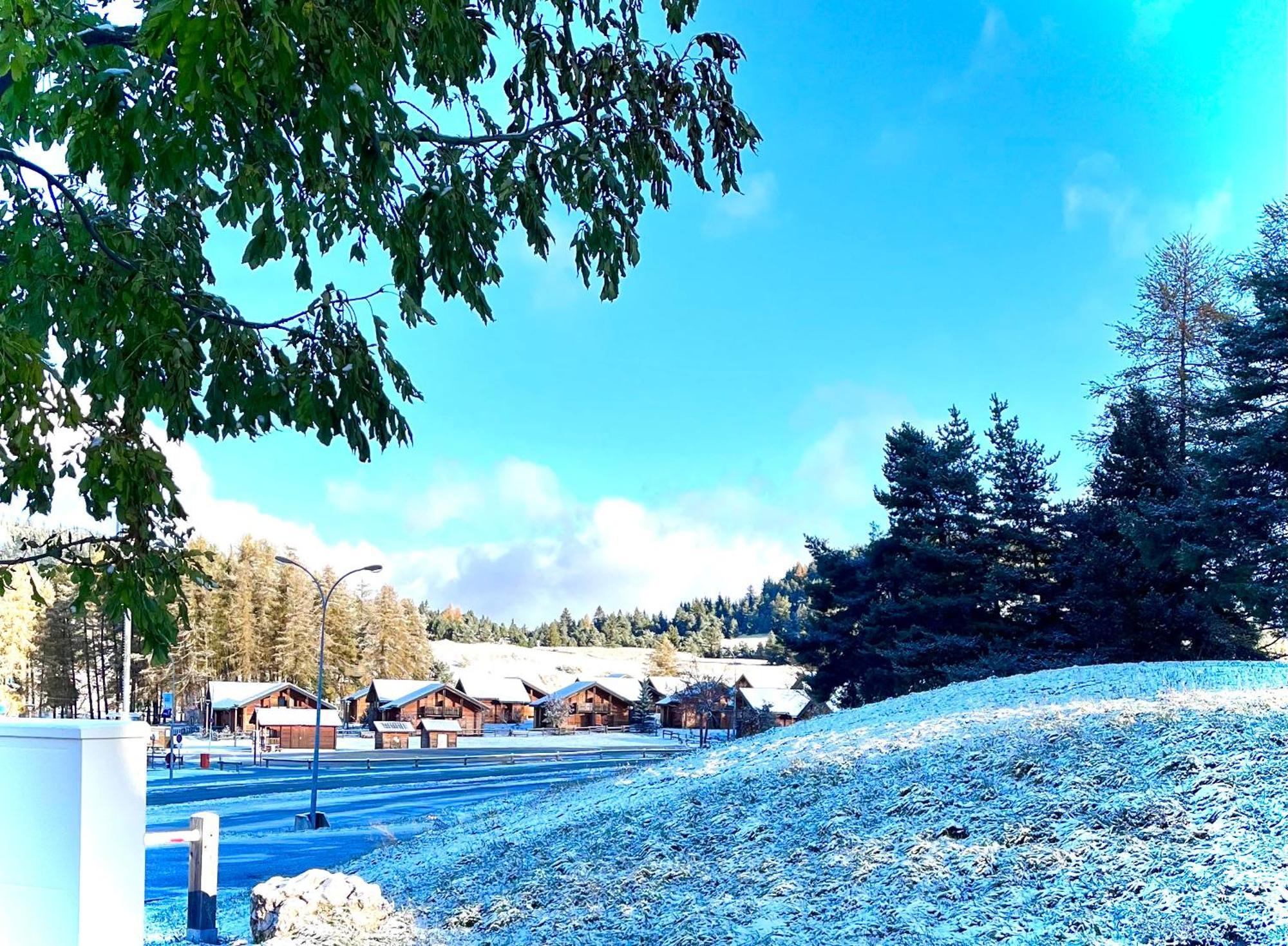 Appartement Chalets Du Super D Saint-Étienne-en-Dévoluy Dış mekan fotoğraf