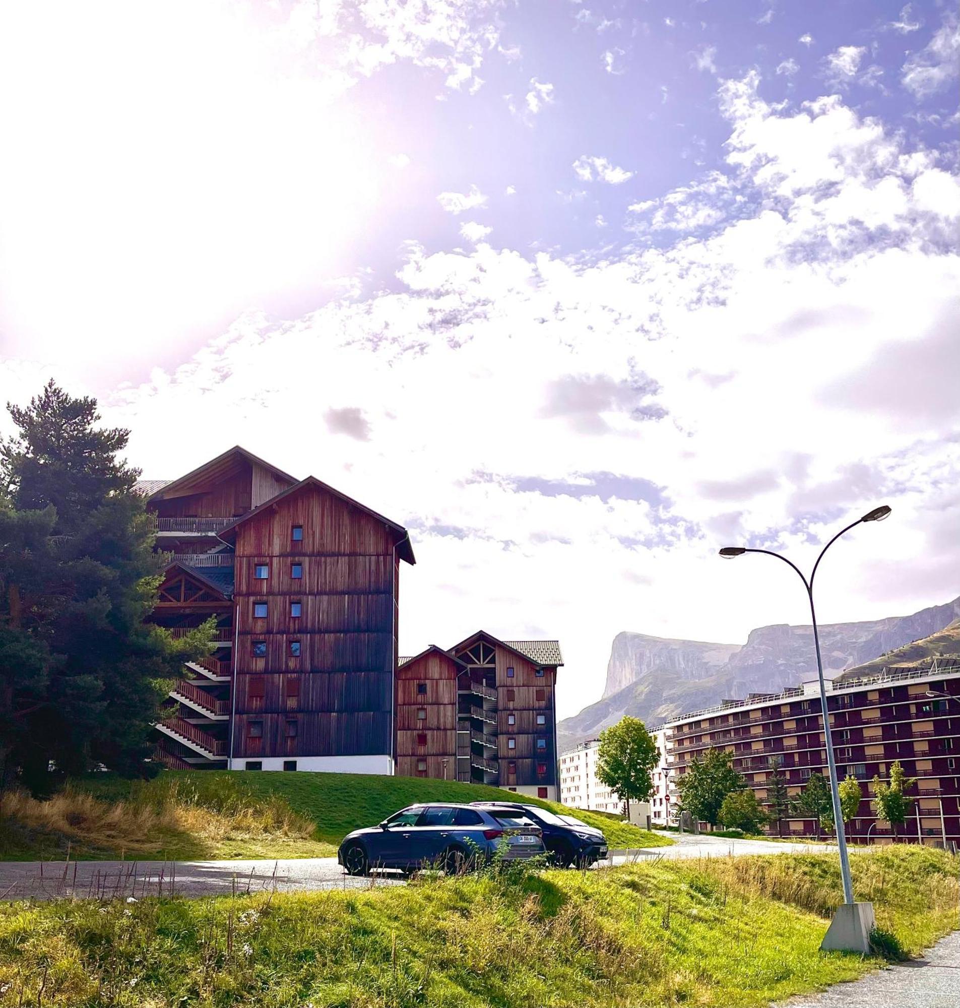 Appartement Chalets Du Super D Saint-Étienne-en-Dévoluy Dış mekan fotoğraf